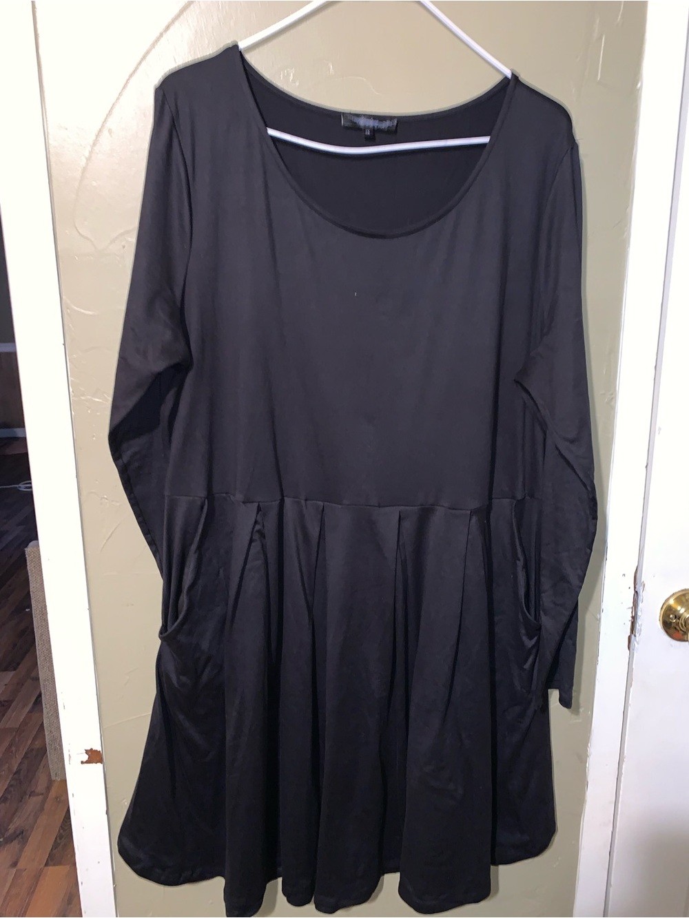 ANDREE BY UNIT Black Long Sleeve Pleated Skater Dress with Pockets